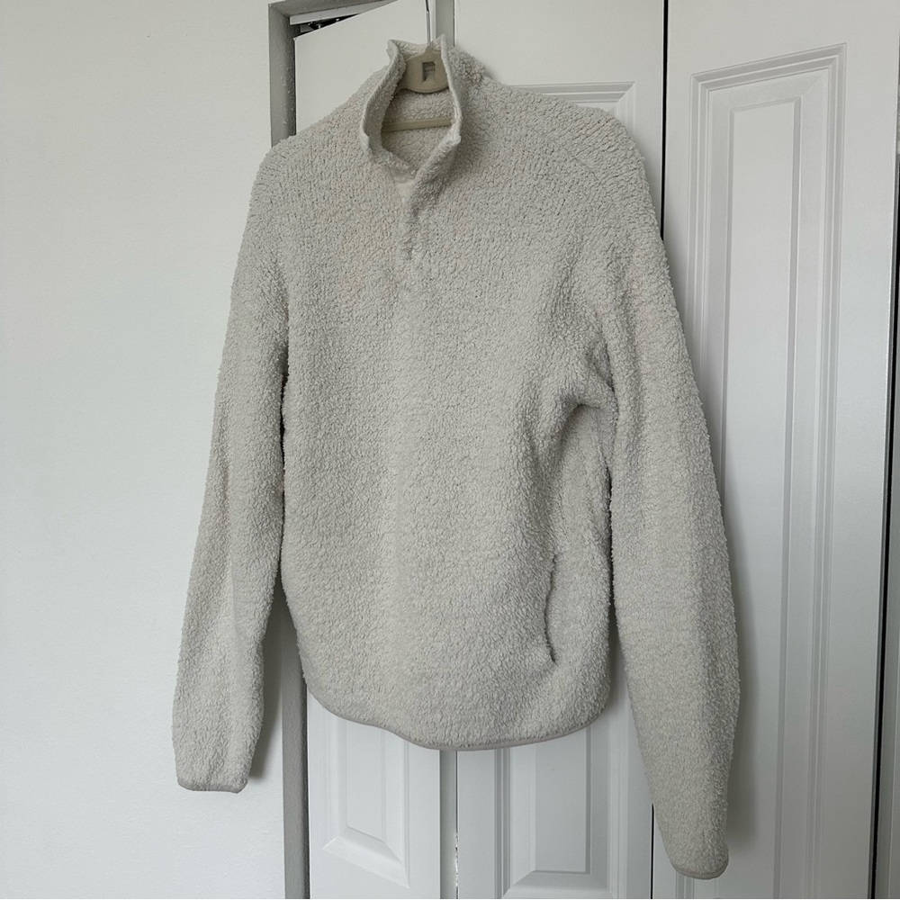 SKIMS SHERPA WHITE SWEATSHIRT (size S/M)